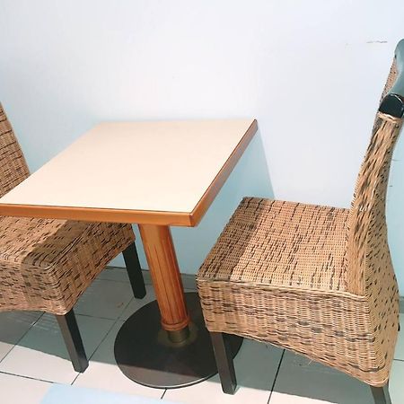 Comfort Triple Room Hn Wien Ngoại thất bức ảnh