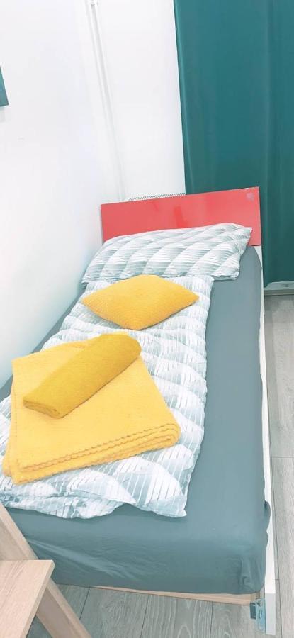 Comfort Triple Room Hn Wien Ngoại thất bức ảnh