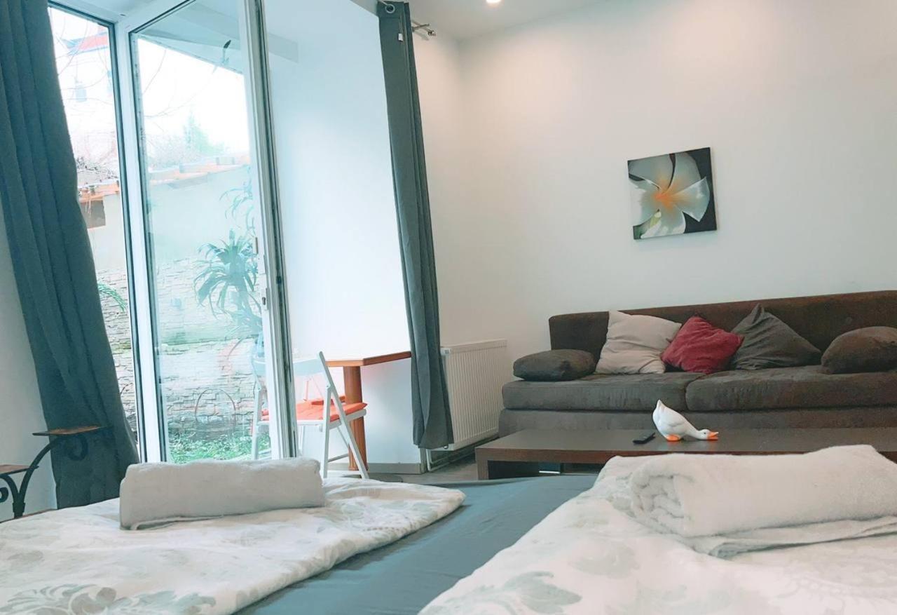 Comfort Triple Room Hn Wien Ngoại thất bức ảnh